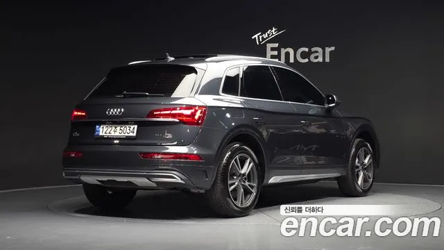 Audi Q5 FY — Фото автомобиля 2