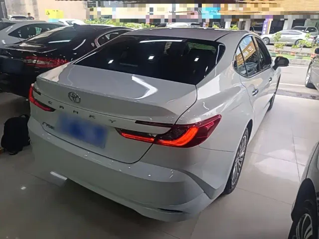 Toyota Camry — Фото автомобиля 6