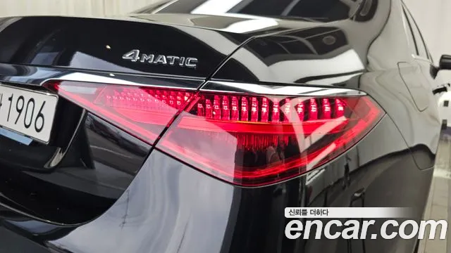 Mercedes-Benz S-Class — Фото автомобиля 21