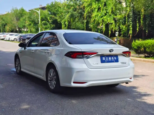 Toyota Corolla — Фото автомобиля 3