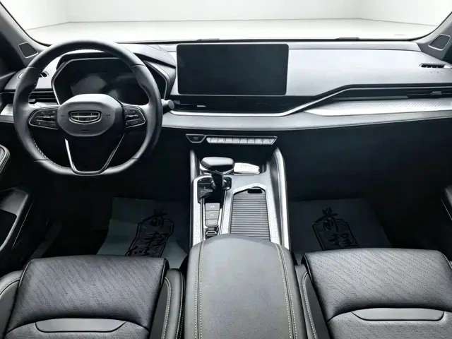 Geely Xingrui — Фото автомобиля 6