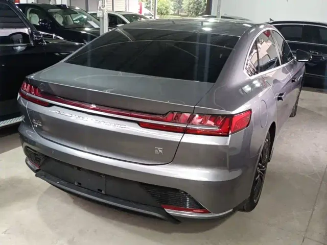 BYD Han — Фото автомобиля 6