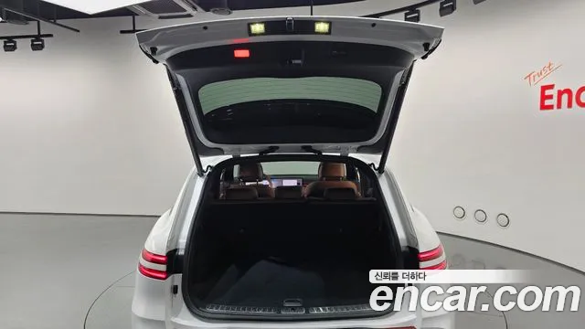 Genesis GV70 2.5T Бензин 2WD — Фото автомобиля 14