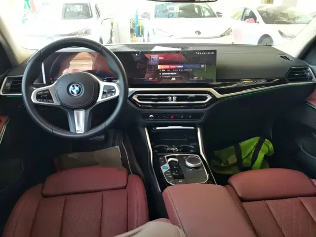 BMW i3 — Фото автомобиля 9