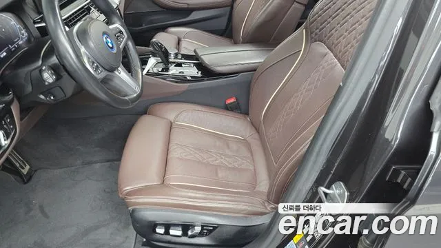 BMW 5 Series — Фото автомобиля 24