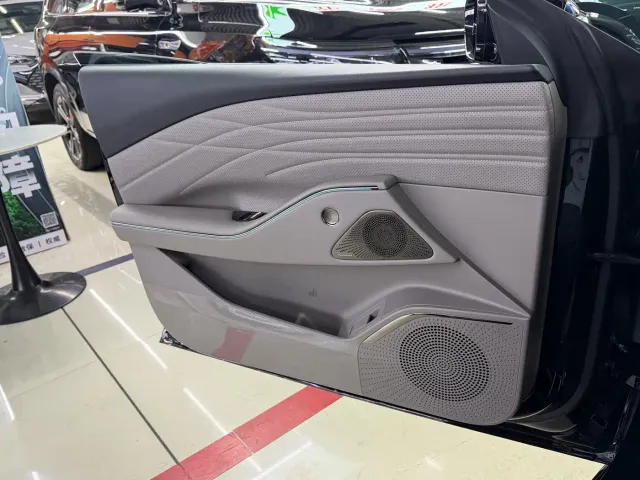 Geely Galaxy Xingyao 8 — Фото автомобиля 14