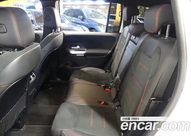 Mercedes-Benz GLB-Class — Фото автомобиля 18