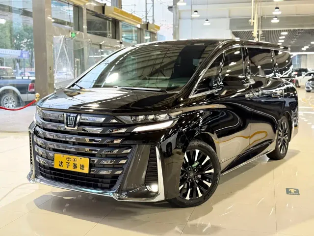 Фотография автомобиля — Toyota Vellfire