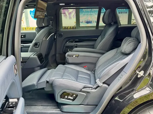ZEEKR Zeekr 9X 2025 Standard Edition — Фото автомобиля 14