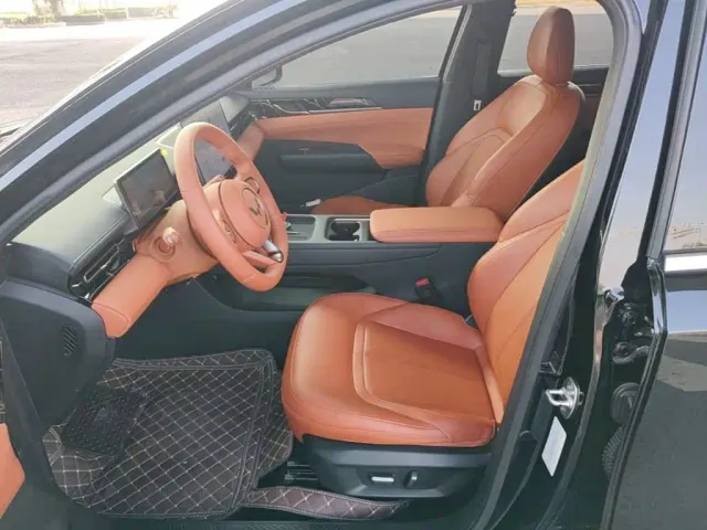 Wuling Starlight — Фото автомобиля 14