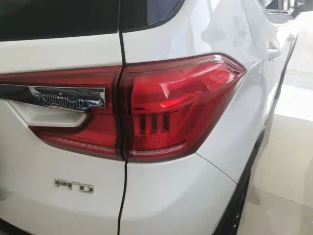 BYD Yuan Pro — Фото автомобиля 7