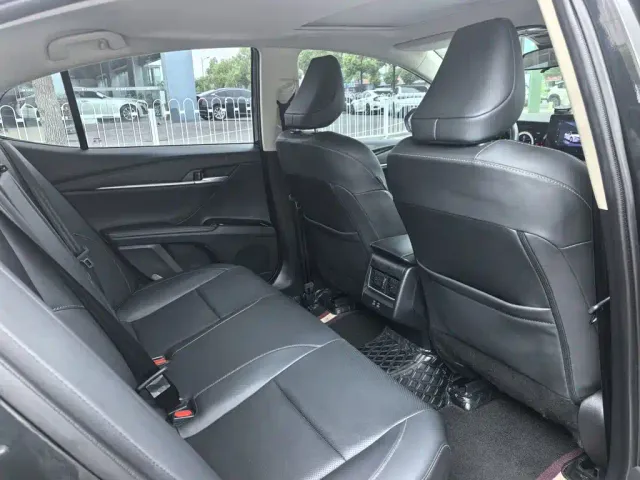Toyota Camry — Фото автомобиля 17