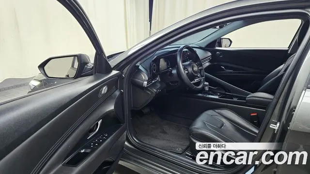 Hyundai Avante CN7 — Фото автомобиля 15