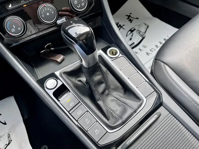 Volkswagen Sagitar — Фото автомобиля 19