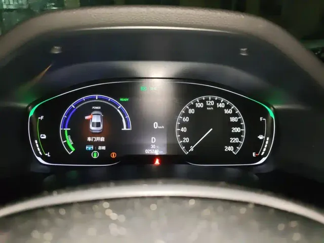 Honda Accord — Фото автомобиля 12