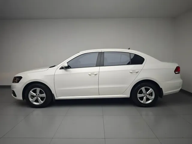Volkswagen Lavida — Фото автомобиля 7