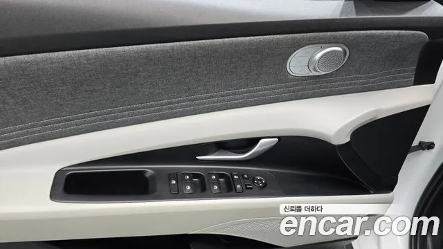 Hyundai Avante CN7 — Фото автомобиля 13