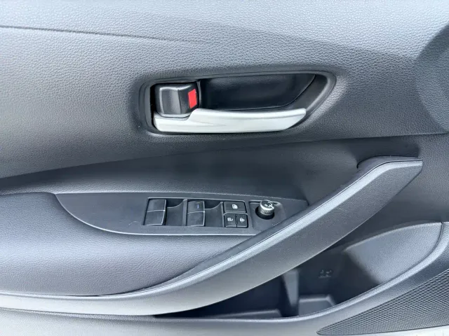 Toyota Corolla — Фото автомобиля 8
