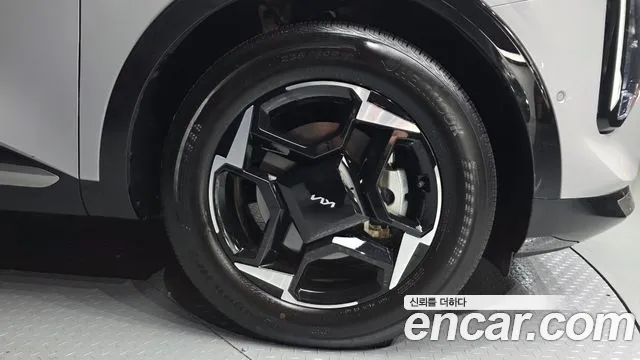 Kia Sportage Бензин 1.6 турбо 2WD — Фото автомобиля 20
