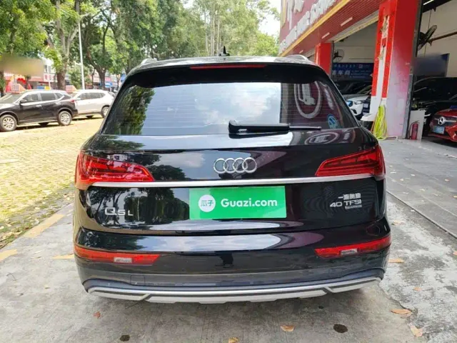 Audi Q5L — Фото автомобиля 5