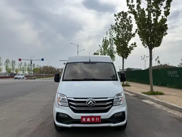 Фотография автомобиля — Maxus Xintu V80