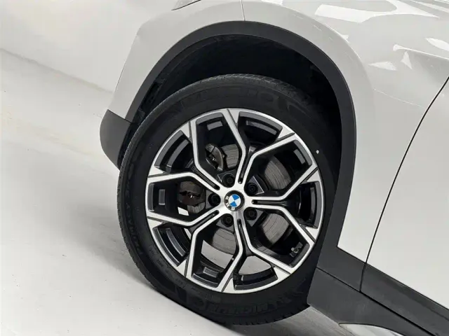 BMW X1 — Фото автомобиля 9