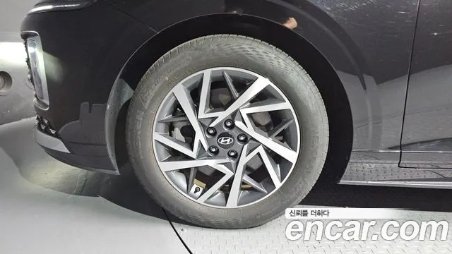 Hyundai Grandeur Grandeur (GN7) — Фото автомобиля 4