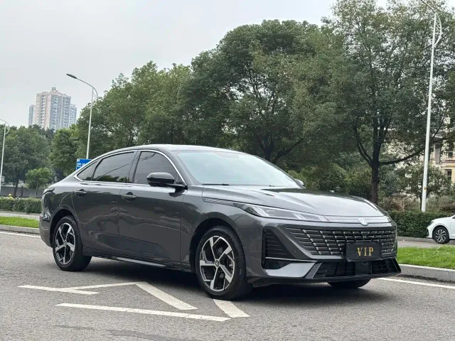 Changan Eado — Фото автомобиля 3