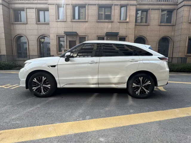 Honda UR-V — Фото автомобиля 8