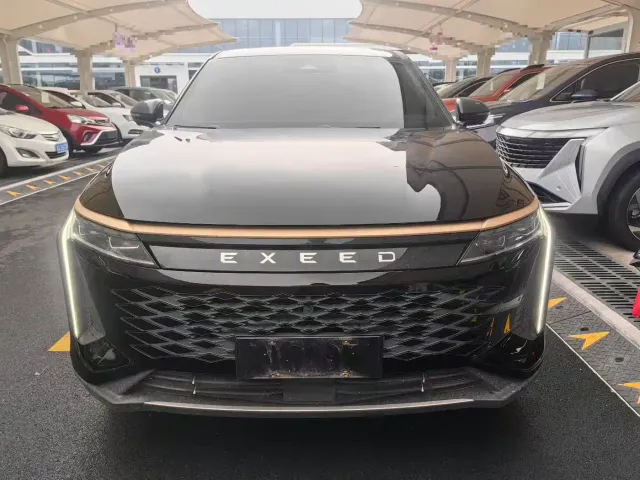 Exeed RX — Фото автомобиля 3