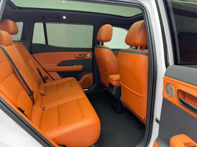 Toyota BoZhi 3X — Фото автомобиля 18