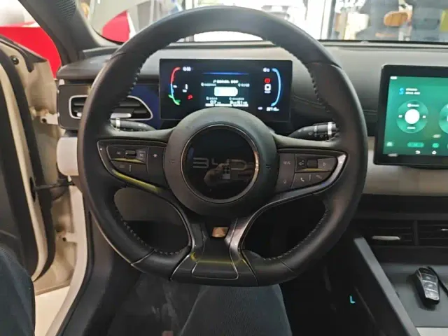 BYD Seal 06 — Фото автомобиля 10