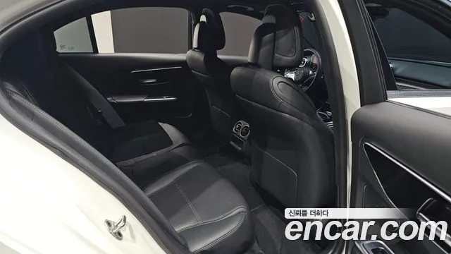 Mercedes-Benz C-Class — Фото автомобиля 24