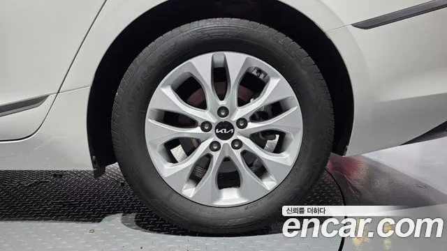 Kia K8 2.5 Бензин 2WD — Фото автомобиля 21