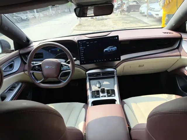 BYD Seal — Фото автомобиля 9