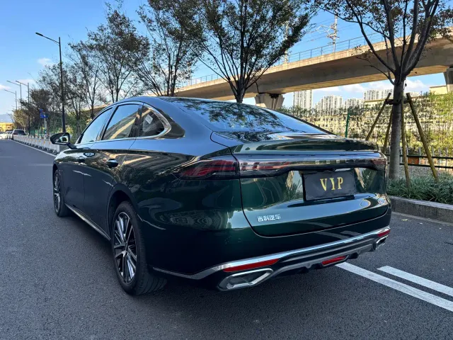 Geely Emgrand — Фото автомобиля 26