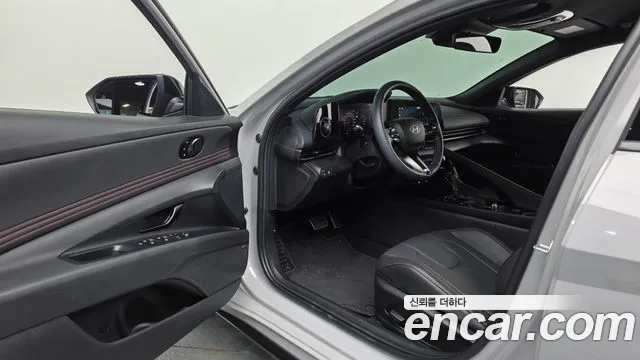 Hyundai AVANTE Новый Avante (CN7) — Фото автомобиля 10