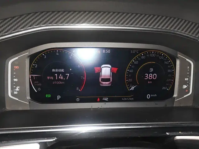Volkswagen Tiguan L — Фото автомобиля 7