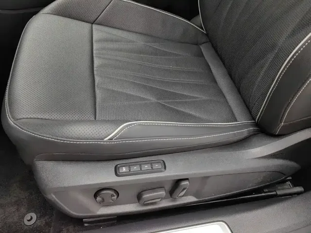 Volkswagen Passat — Фото автомобиля 20