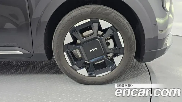 Kia Canival — Фото автомобиля 5