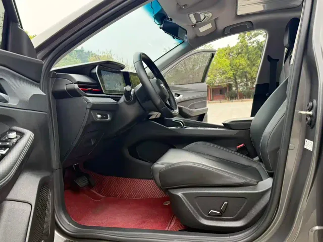 Geely Binrui — Фото автомобиля 4
