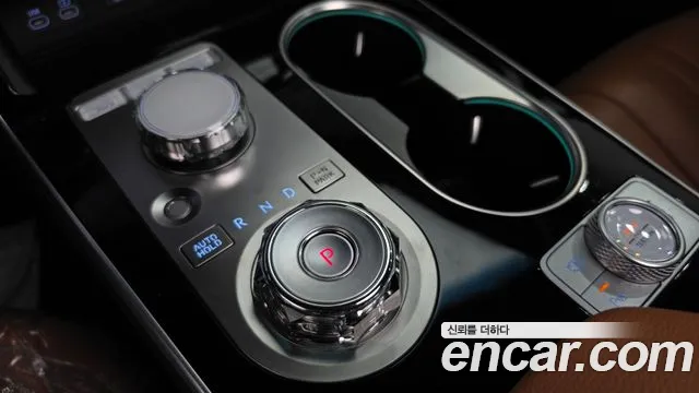 Genesis GV80 — Фото автомобиля 11