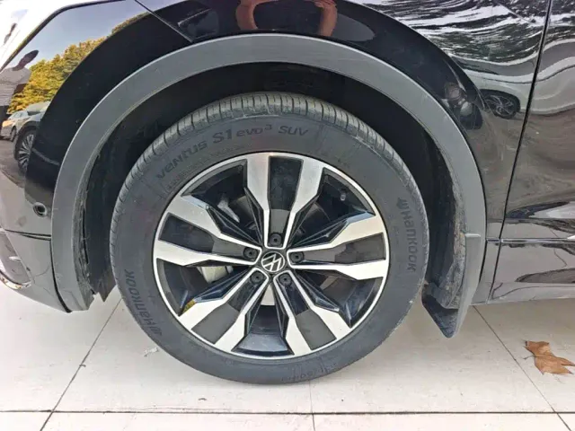 Volkswagen Tiguan L — Фото автомобиля 22