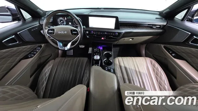 Kia K8 — Фото автомобиля 10