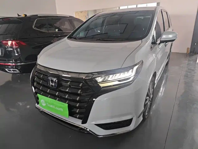 Фотография автомобиля — Honda Elysion