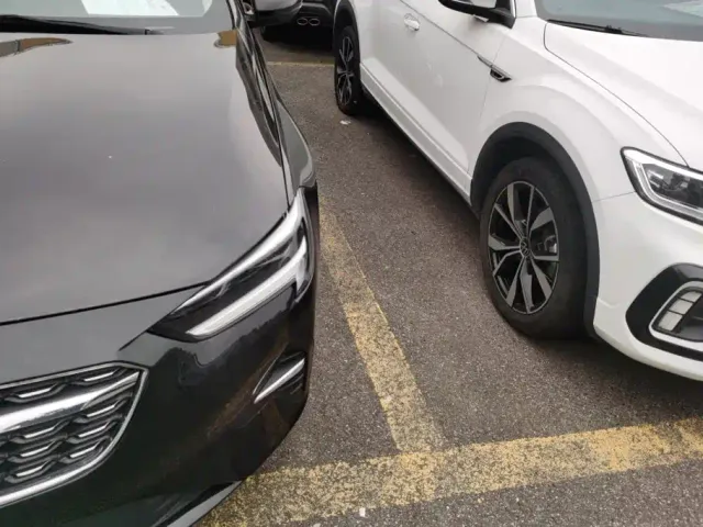Buick Regal — Фото автомобиля 5