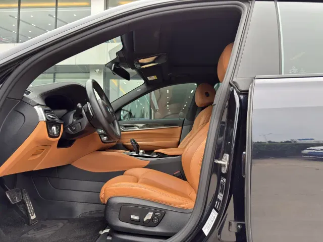 BMW 6 Series Gran Turismo — Фото автомобиля 4