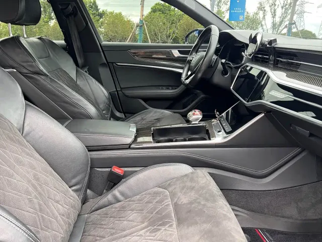 Audi A6L — Фото автомобиля 6
