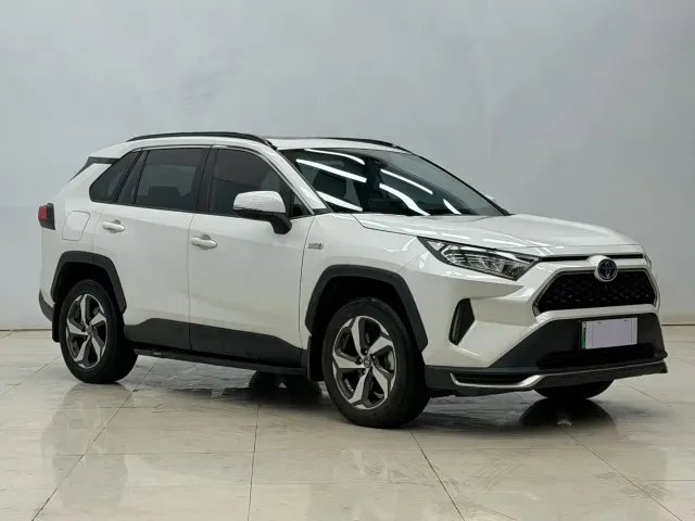 Toyota RAV4 Rongfang Dual Engine E+ — Фото автомобиля 3