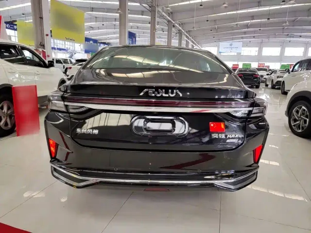 Dongfeng Yixuan MAX — Фото автомобиля 5